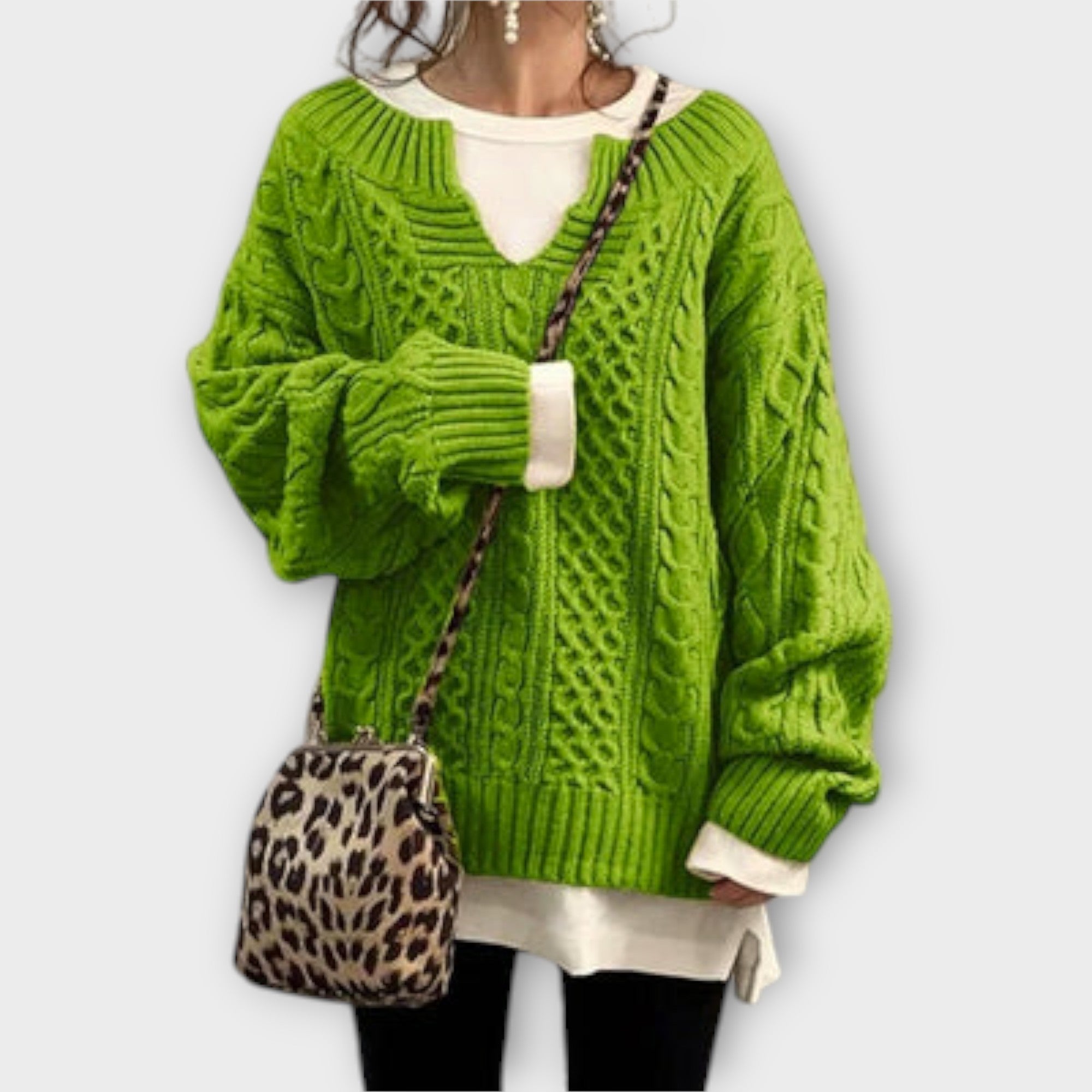 Oversized Strikkegenser med Kabelmønster