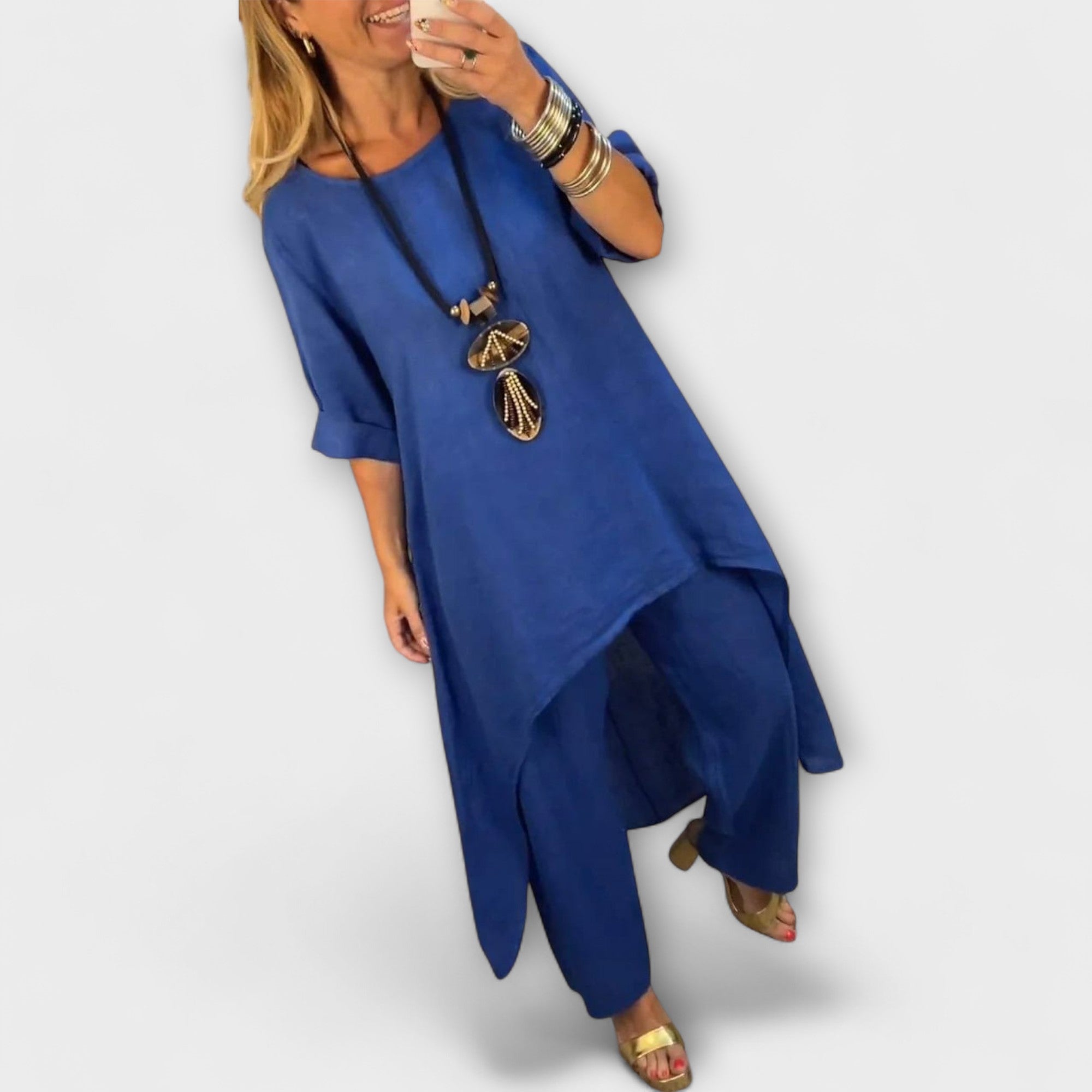 Tabea - Lin Dress med Rund Utringning