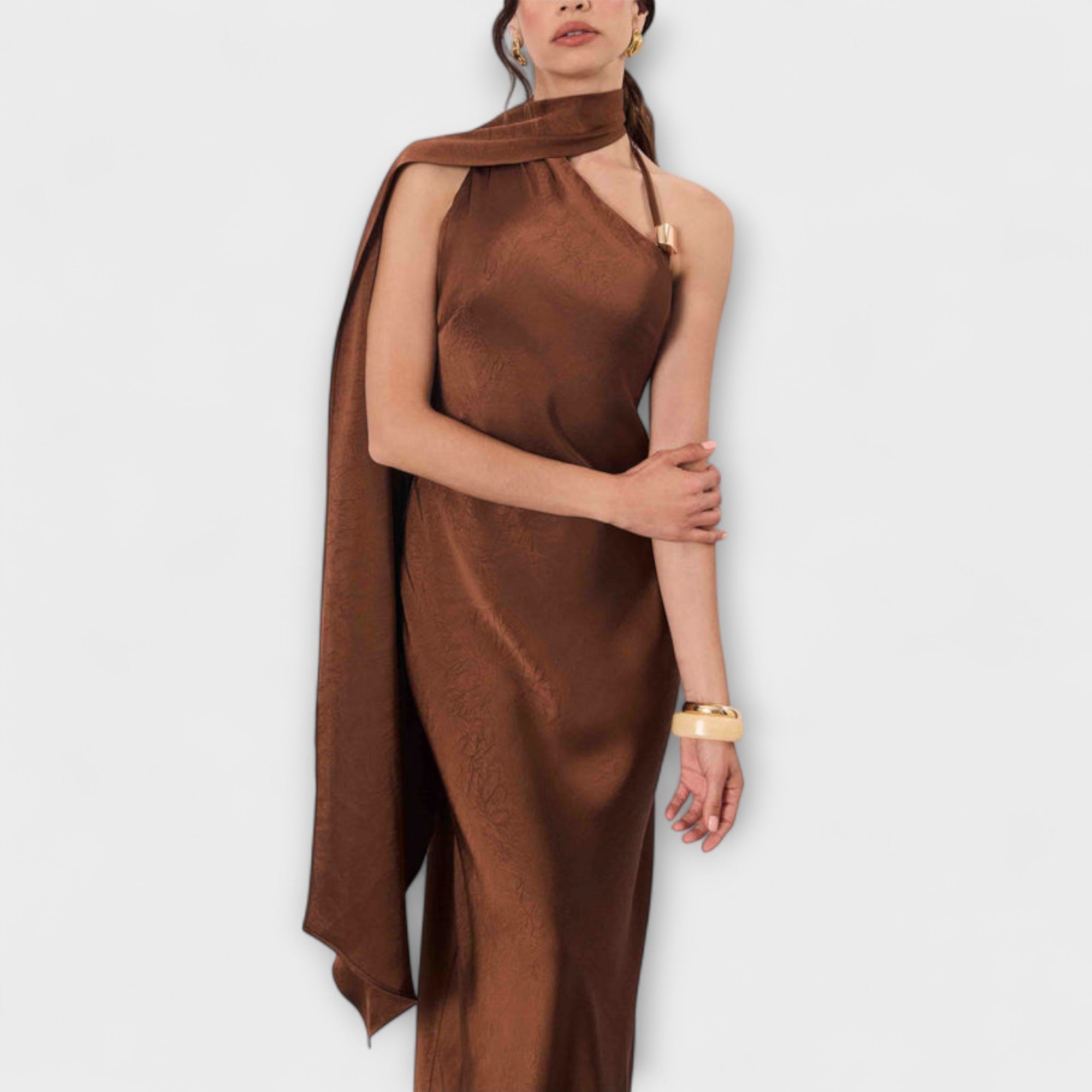 Azura - Chic Maxi Kjole i Sateng