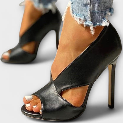 Trendy ortopediske sandaler med elegant hæl