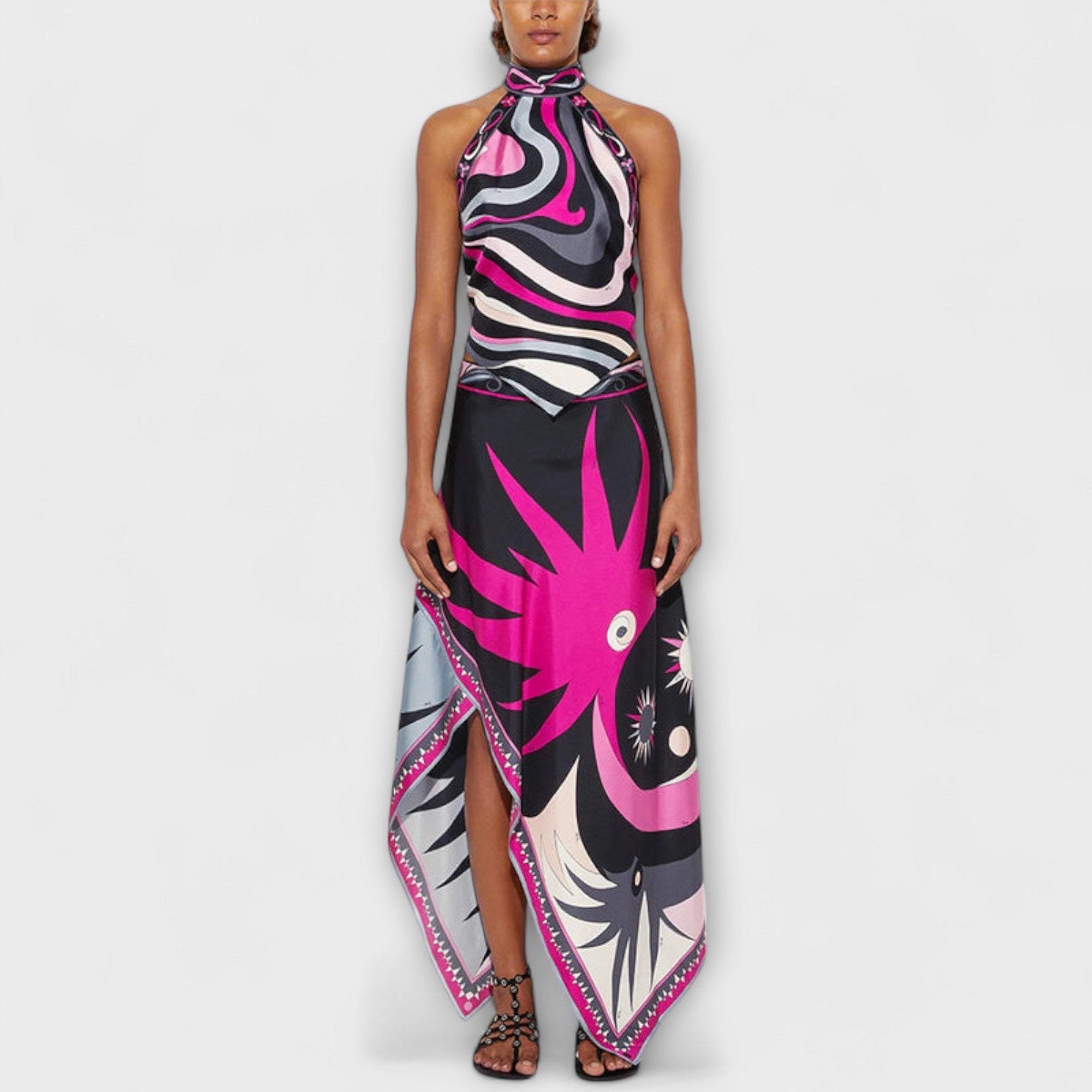 Everly - Sett med Halter Top og Asymmetrisk Midi Skjørt