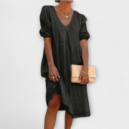 Fanny - Elegant Sommerkjole med Heklede Detaljer