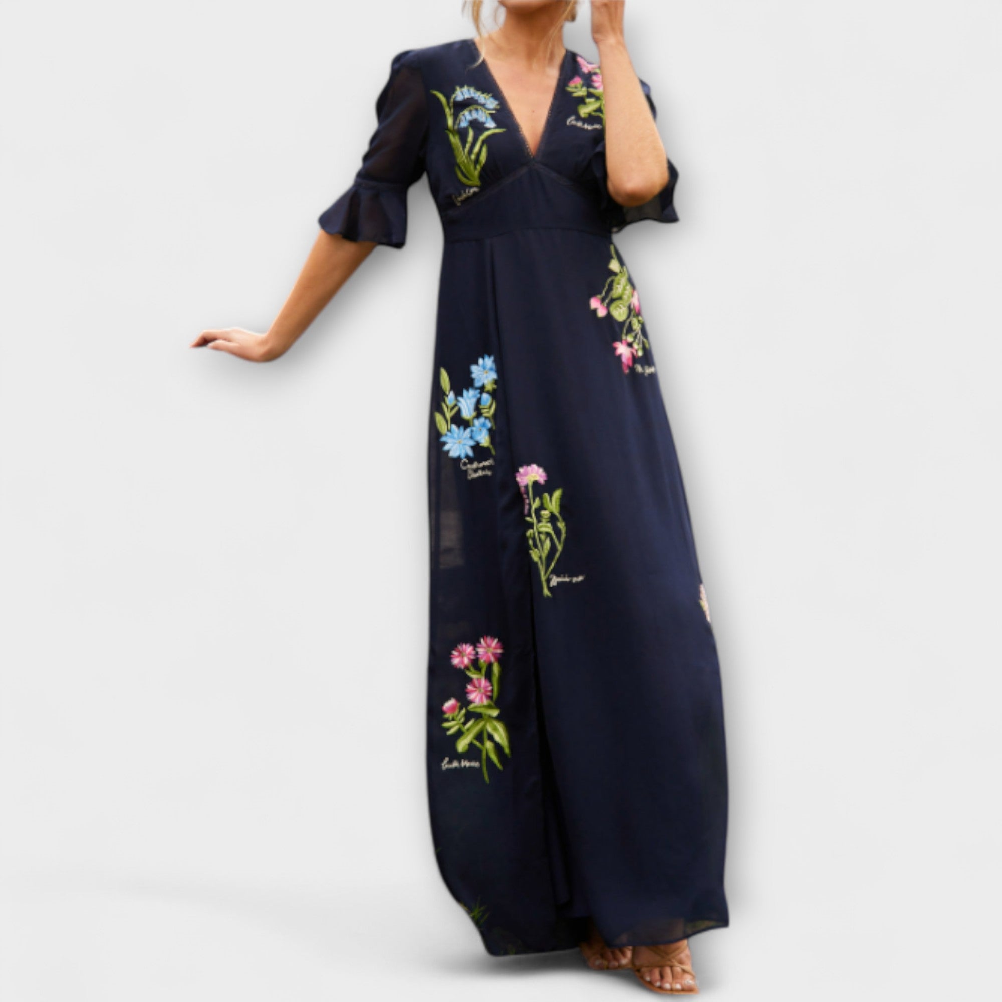 Beatrice - Elegant Marineblå Kjole med Blomsterbroderi