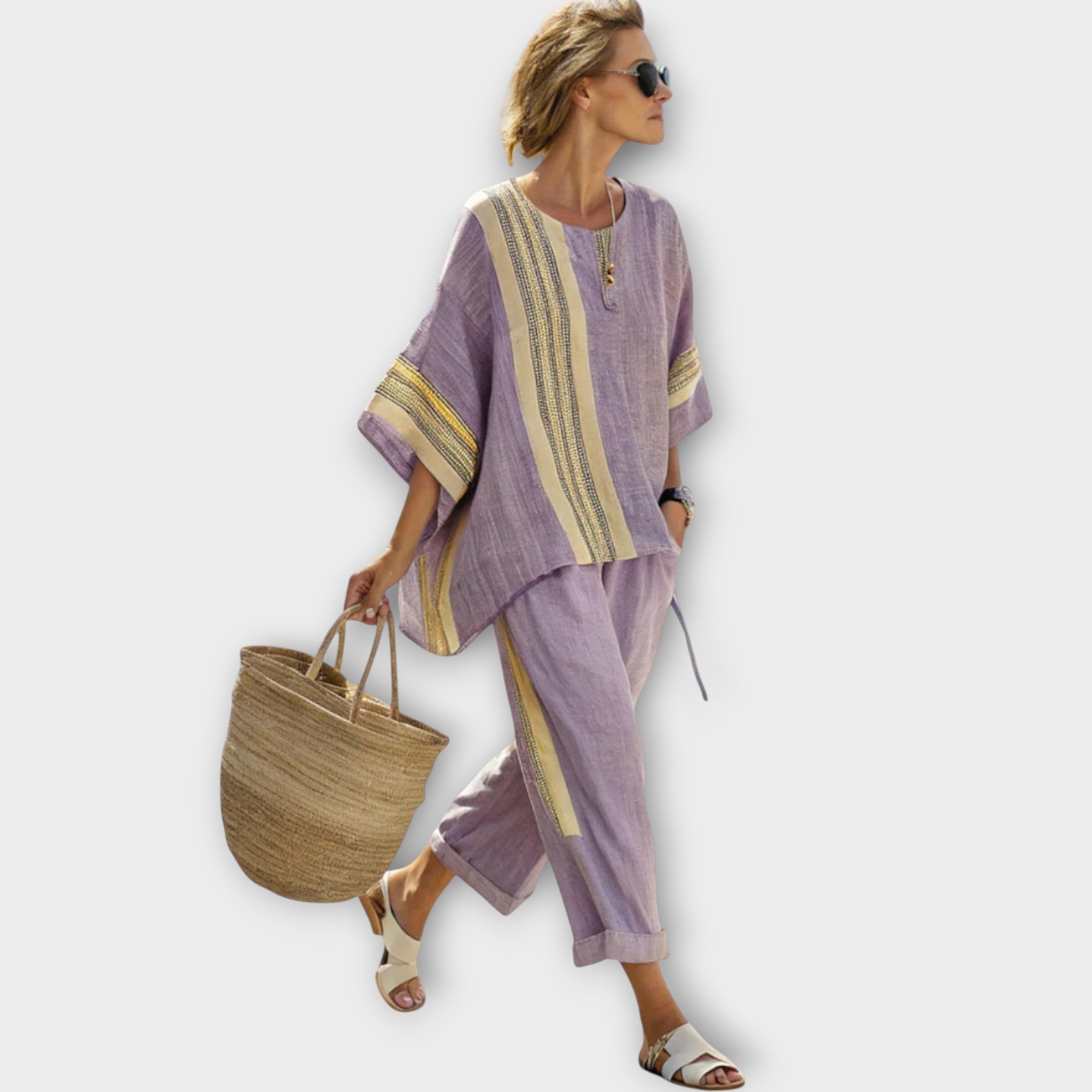 Anila - Elegant To-delt Sett med Stripete Design