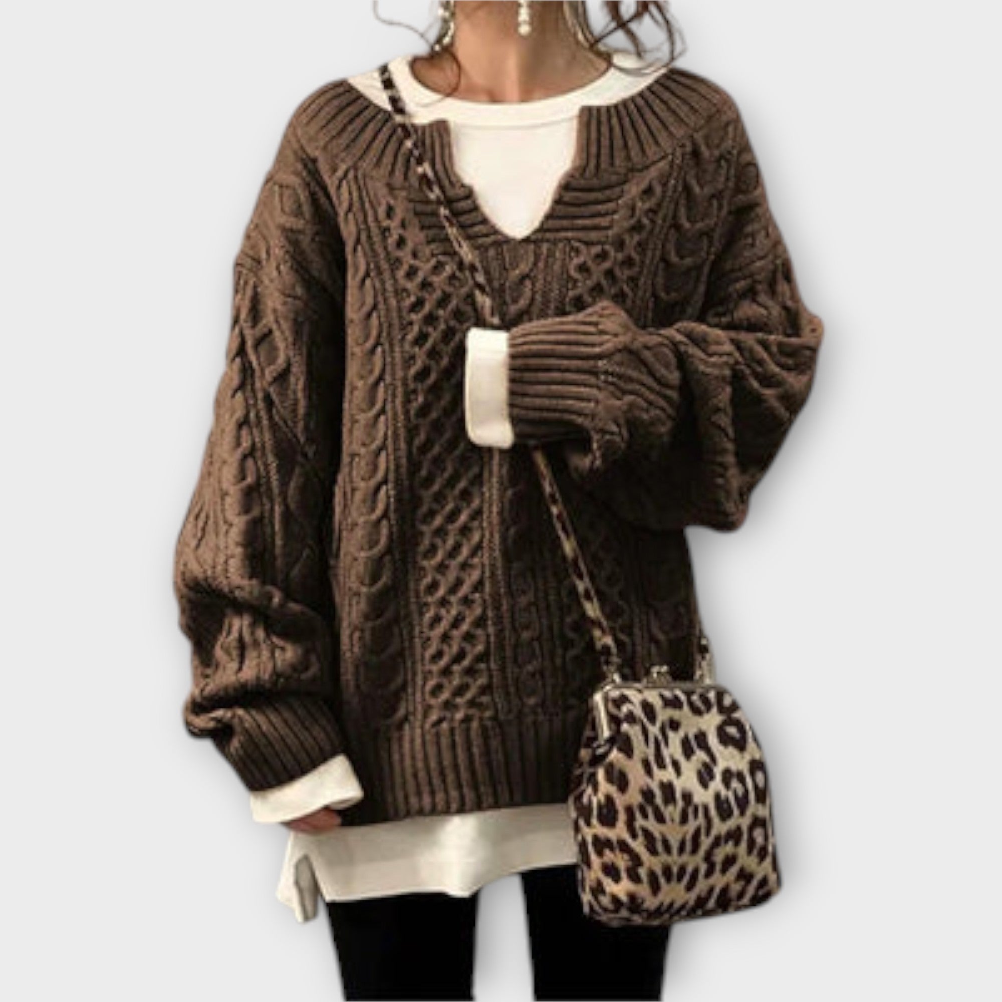 Oversized Strikkegenser med Kabelmønster