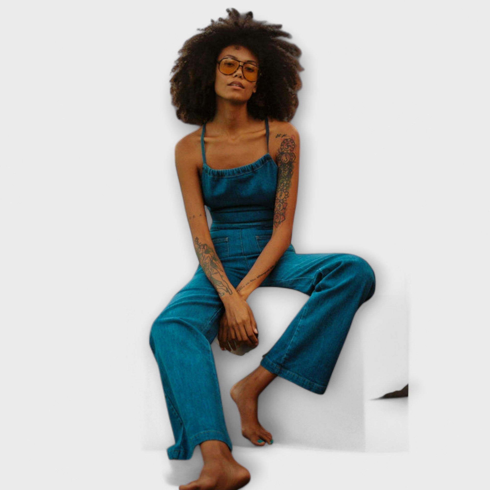 Julie - Flared Denim Jumpsuit med Knytedetalj