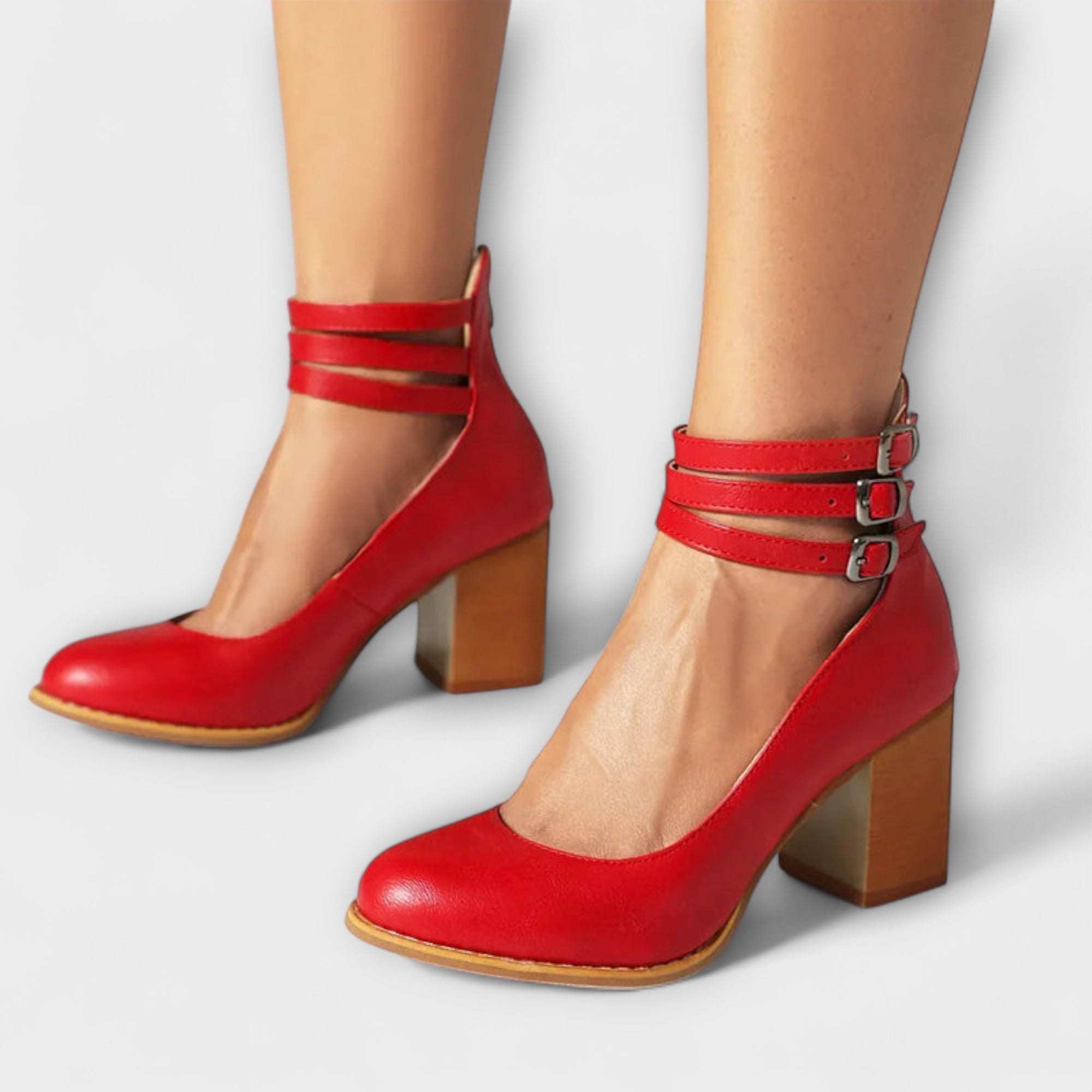Alira – Pumper med Ankelrem Design