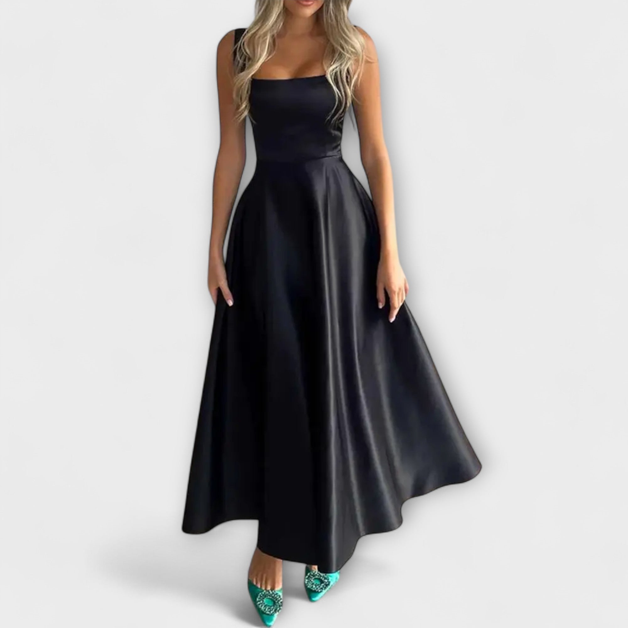 Lumea – Elegant Midi Kjole