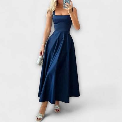 Lumea – Elegant Midi Kjole