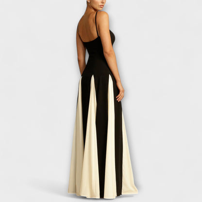 Ember - Klassisk Eleganse A-Linje Maxi Kjole med Tyllpaneler