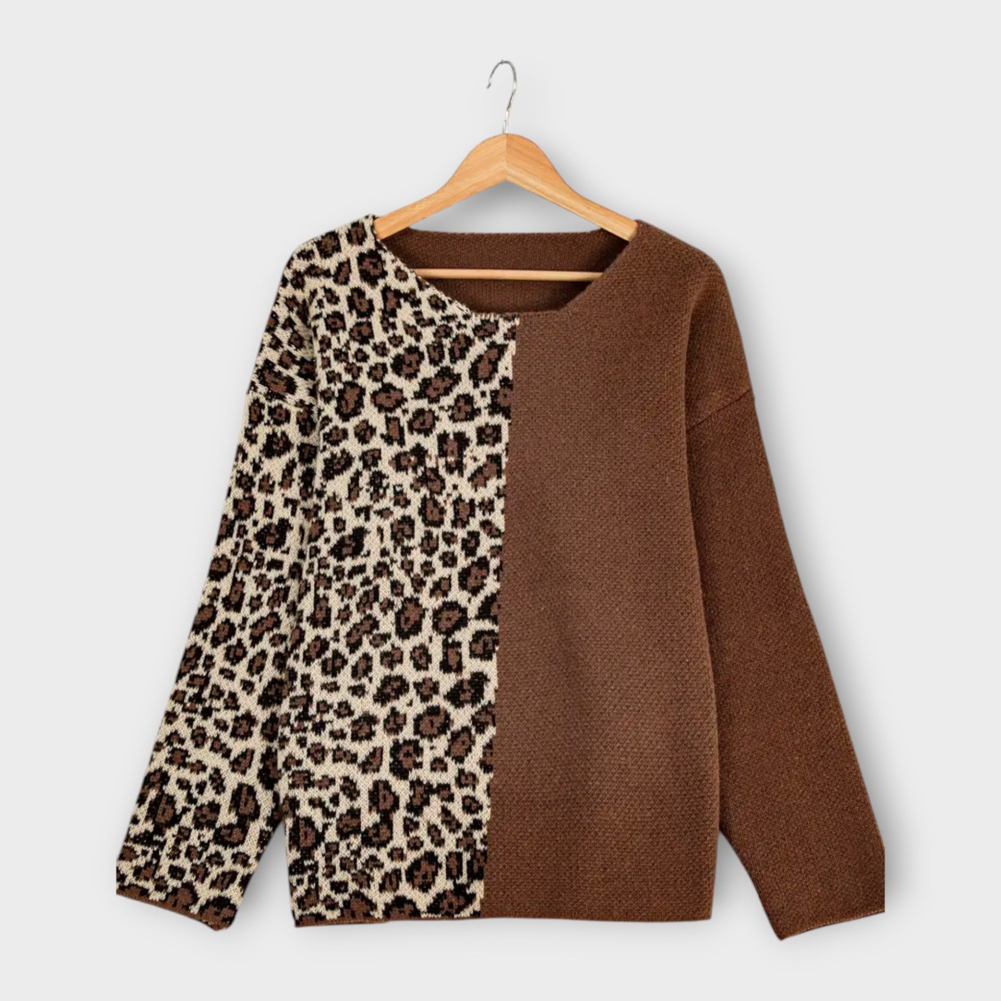 Marina - Uformell Genser med Leoparddesign
