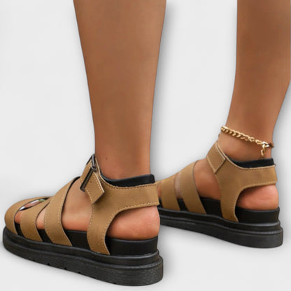 Renee – Sandaler med Flere Remmer og Spenne