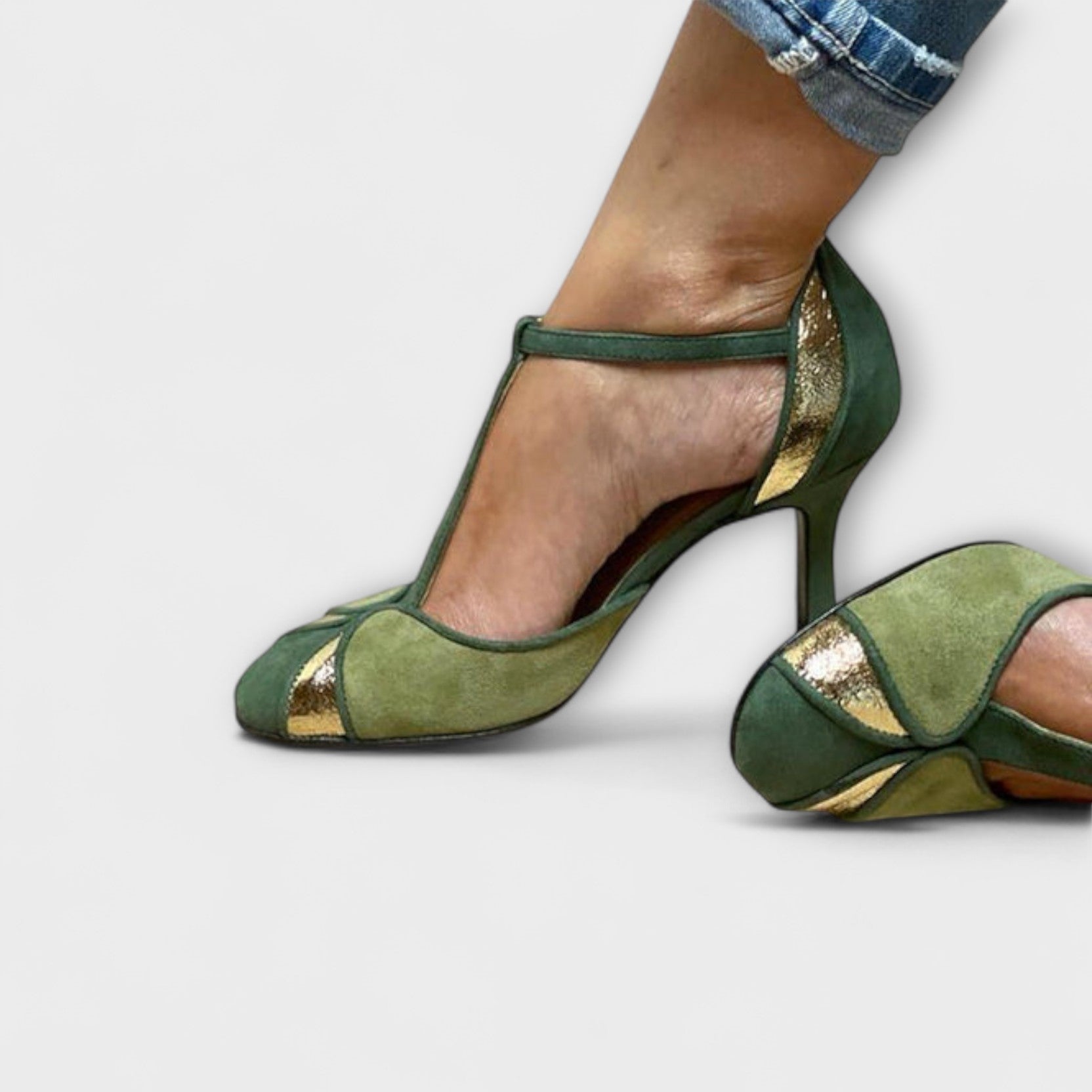 Alona - Décolleté Patchwork med T-stropp og Lukket Tå