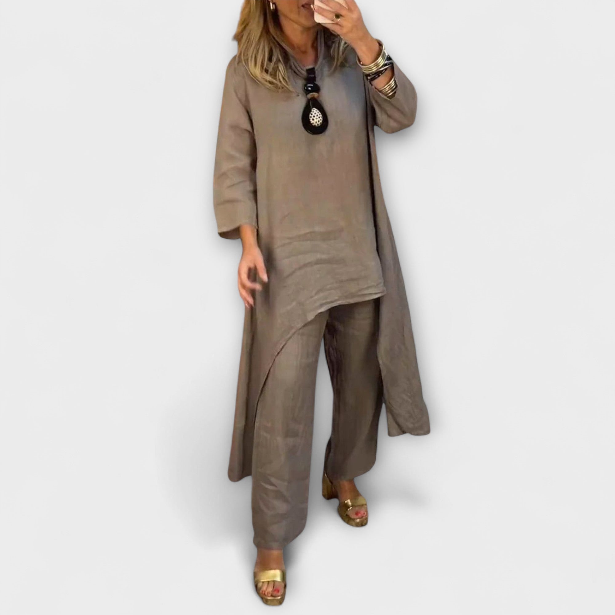 Tabea - Lin Dress med Rund Utringning