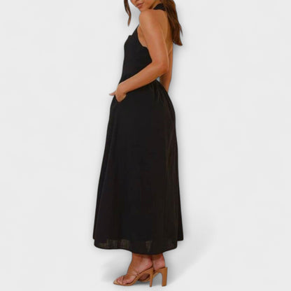 Lydia - Mid-Length Svart Halterkjole med Midje Detalj