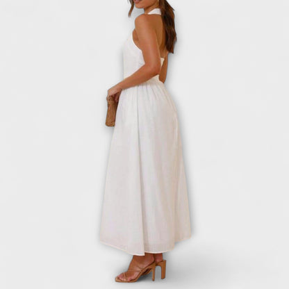 Lydia - Mid-Length Svart Halterkjole med Midje Detalj