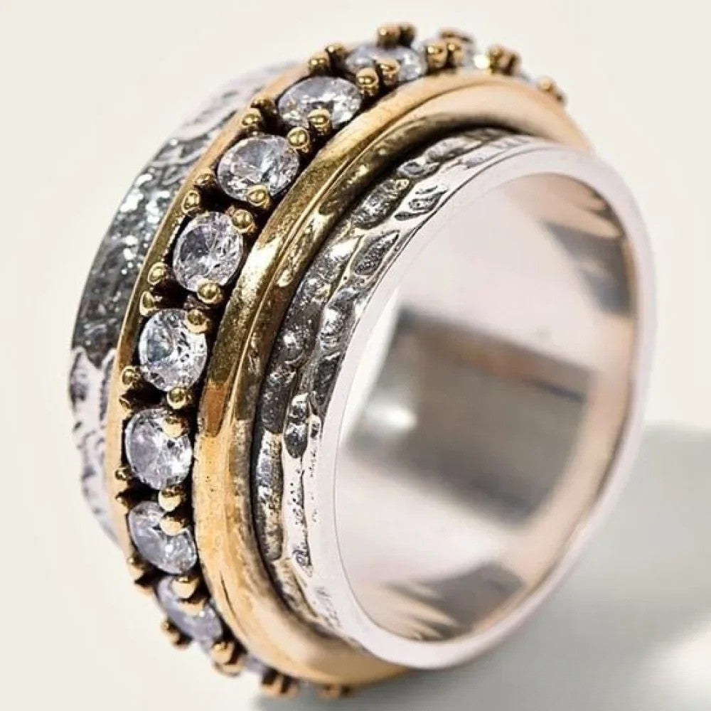 Retro Ring med Inlagte Stener