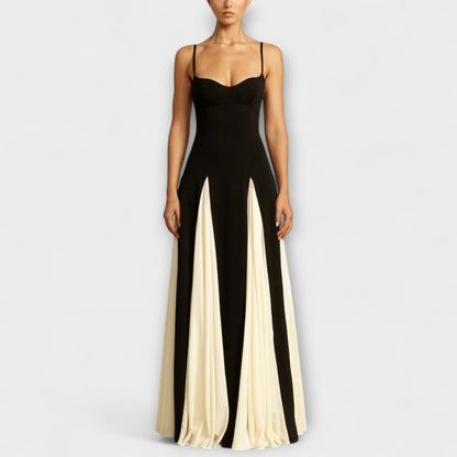 Ember - Klassisk Eleganse A-Linje Maxi Kjole med Tyllpaneler