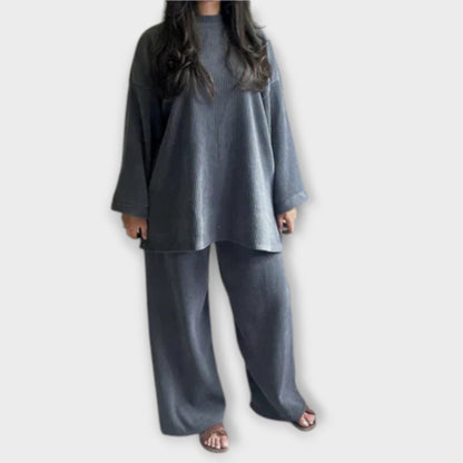 Ingrid - Oversized Sett - Ribbet Stil