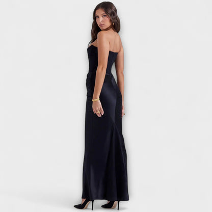 Off-Shoulder Sateng Maxi Kjole med Drapering